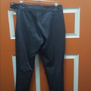 H&M gray like-new pencil pants.